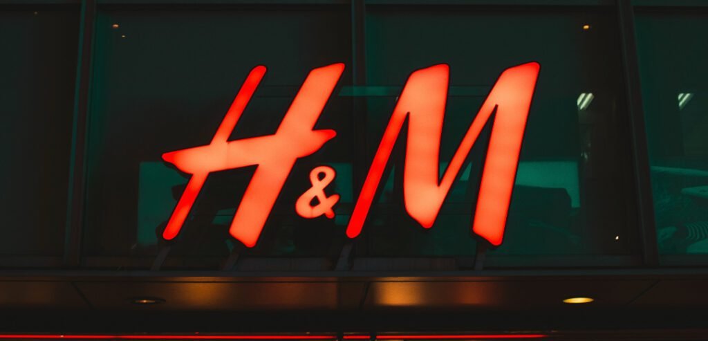 H&M se va de Rusia