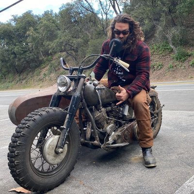 Jason Momoa motos