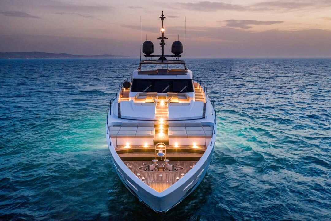 Línea personalizada 106'