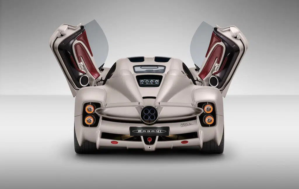 Pagani Utopia