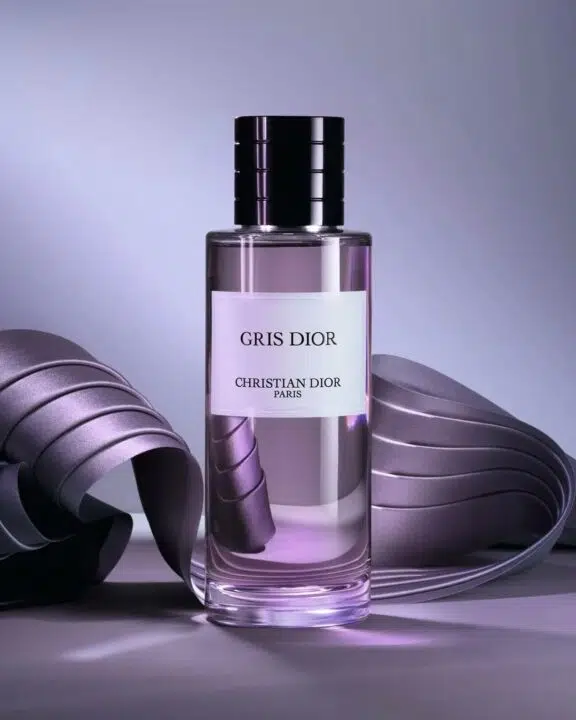actor Joseph Quinn Gris Dior