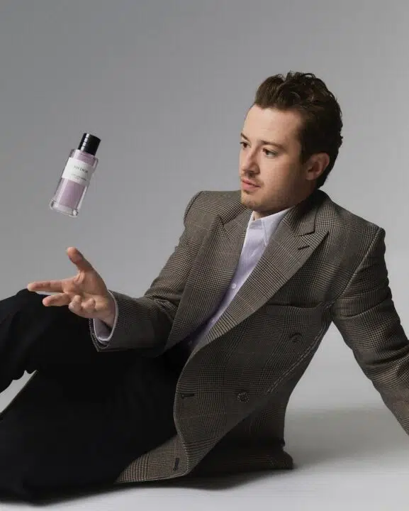 actor Joseph Quinn Gris Dior