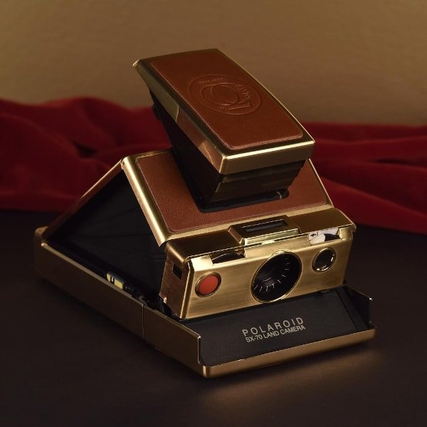 Polaroid