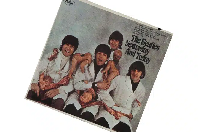 Yesterday And Today (1966) de The Beatles