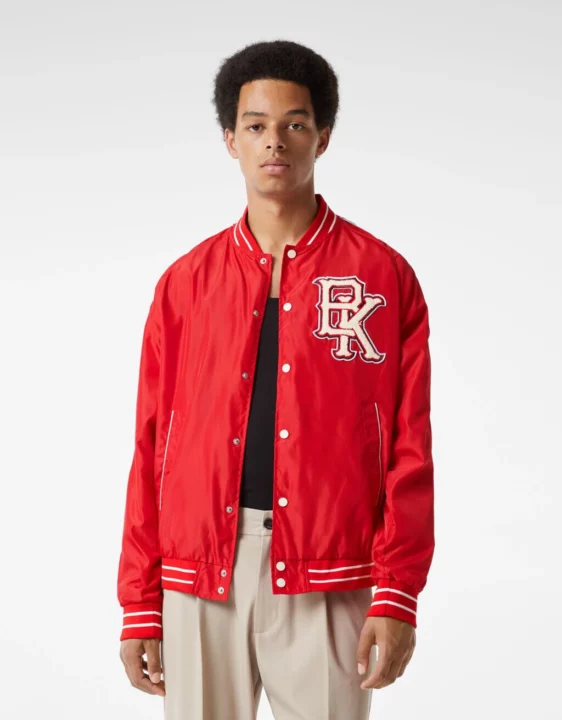 chaqueta unversitaria Bershka