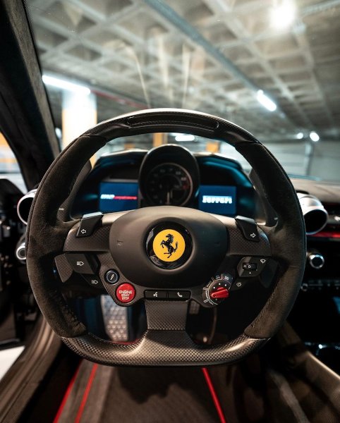 Interior Ferrari