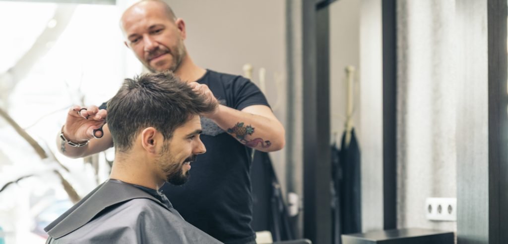 Cortes de pelo para hombres jóvenes