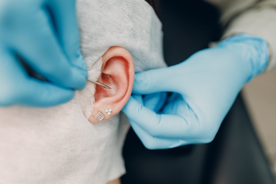 tiempo cicatriza un piercing en la oreja