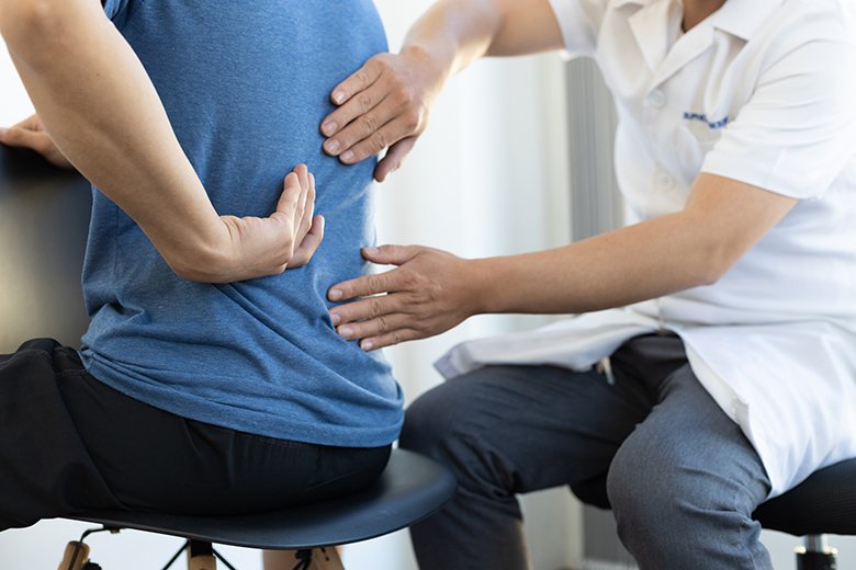 Causas del dolor de espalda alta
