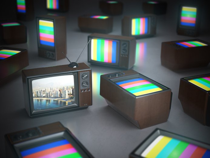 En qué año se inventó la televisión a color