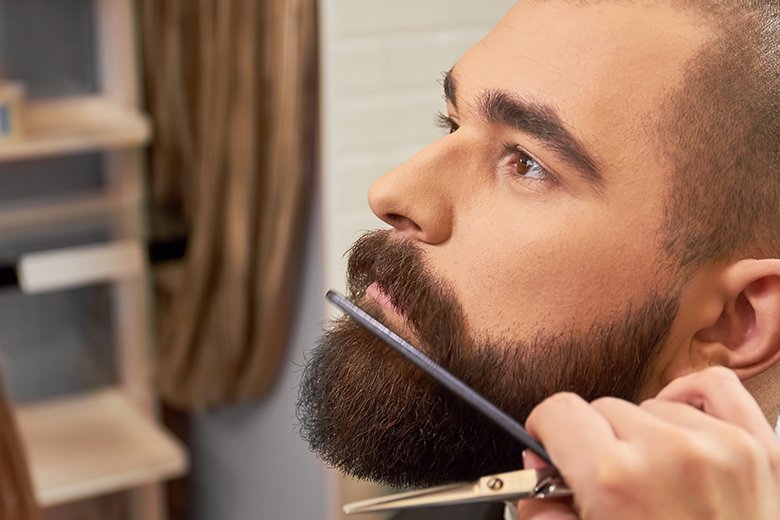 cómo peinar una barba