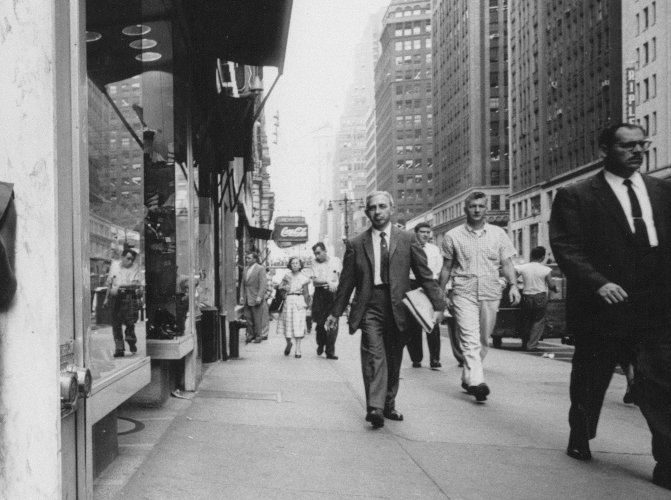 vestían los hombres en los años 50