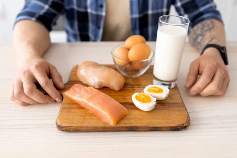 alimentacion saludable hombre desayuno